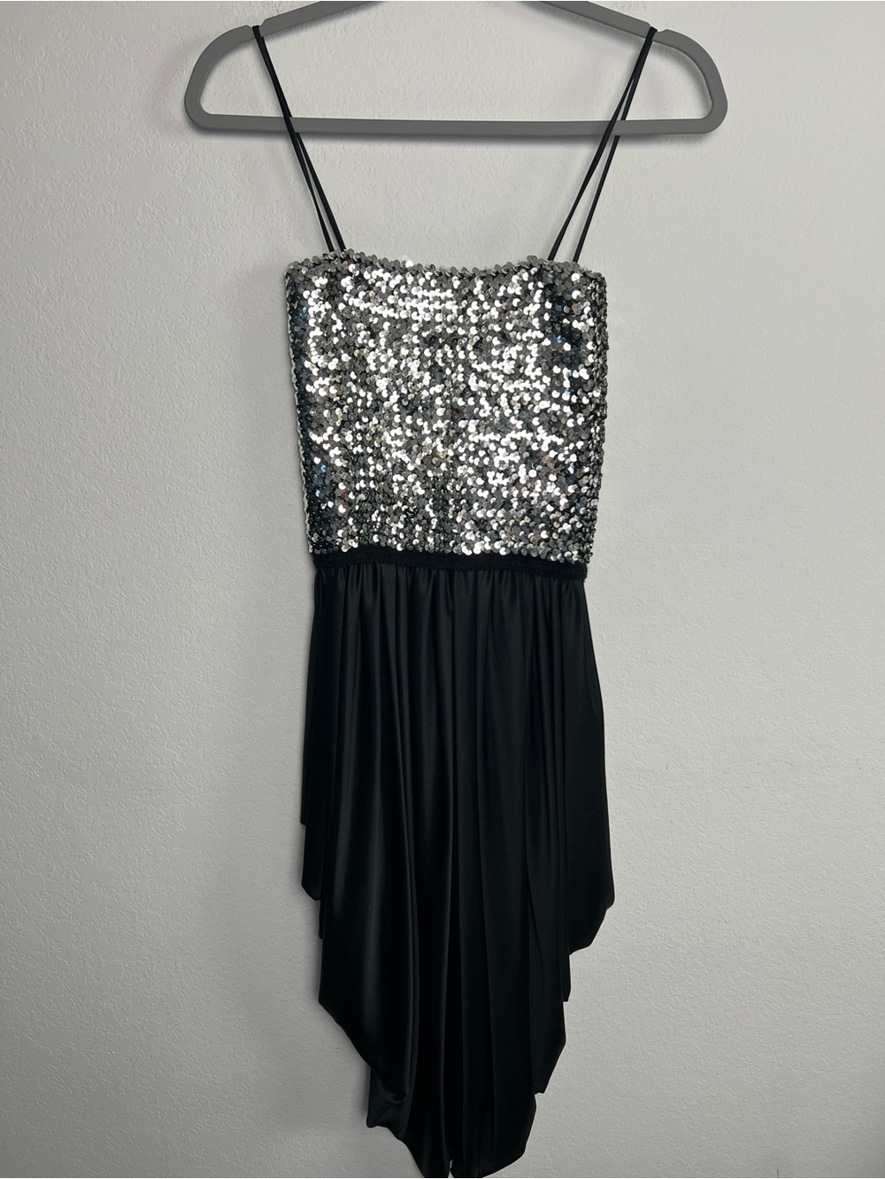 Vintage Diamond’s Run Black Silver Sequin Draped Retro Disco Party Dress